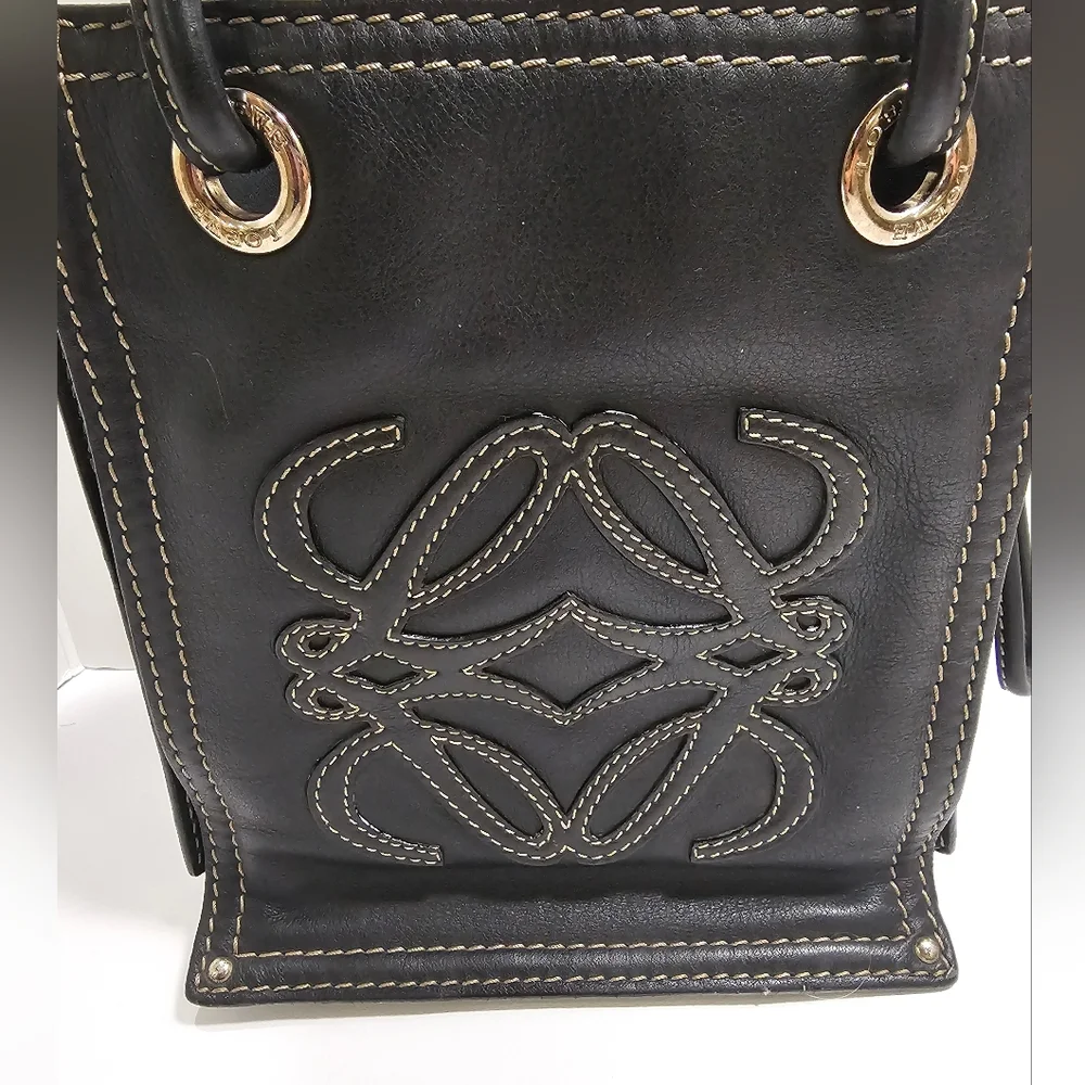 Authentic LOEWE Black Leather Stitched Anagram Logo Shopper Tote Bag (Pristine) - Picture 4 of 15